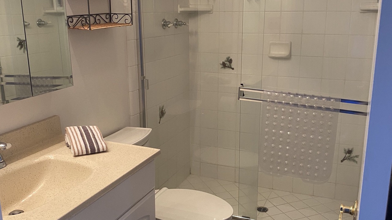 Photo of Bathroom in Tahoe Keys