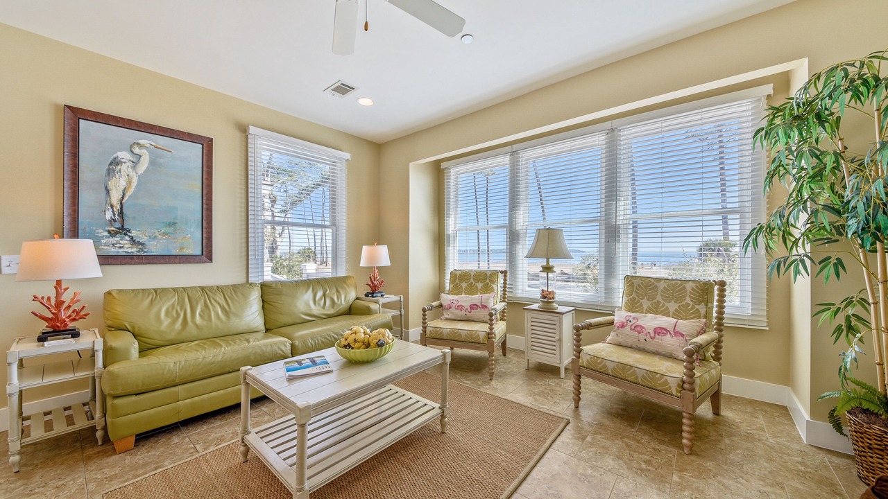 Photo of Livingroom in Melrose on the Beach