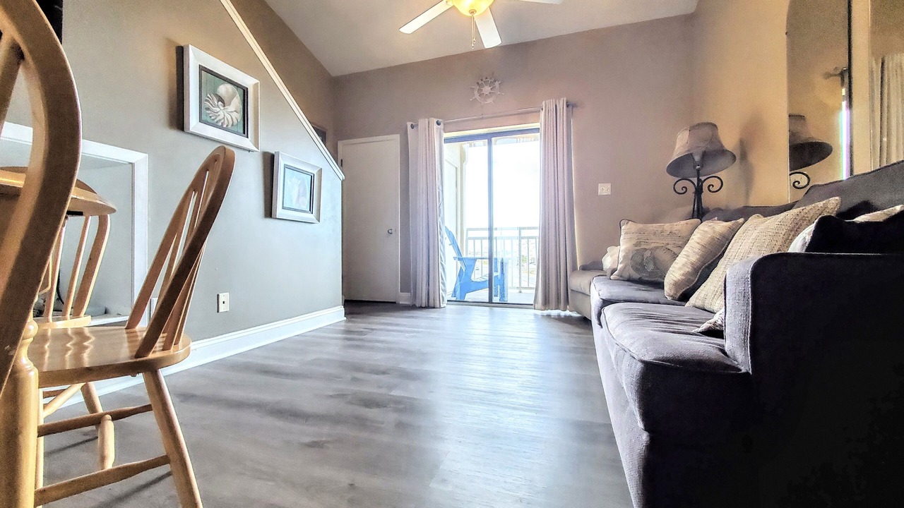 Photo of Livingroom in Orange Beach