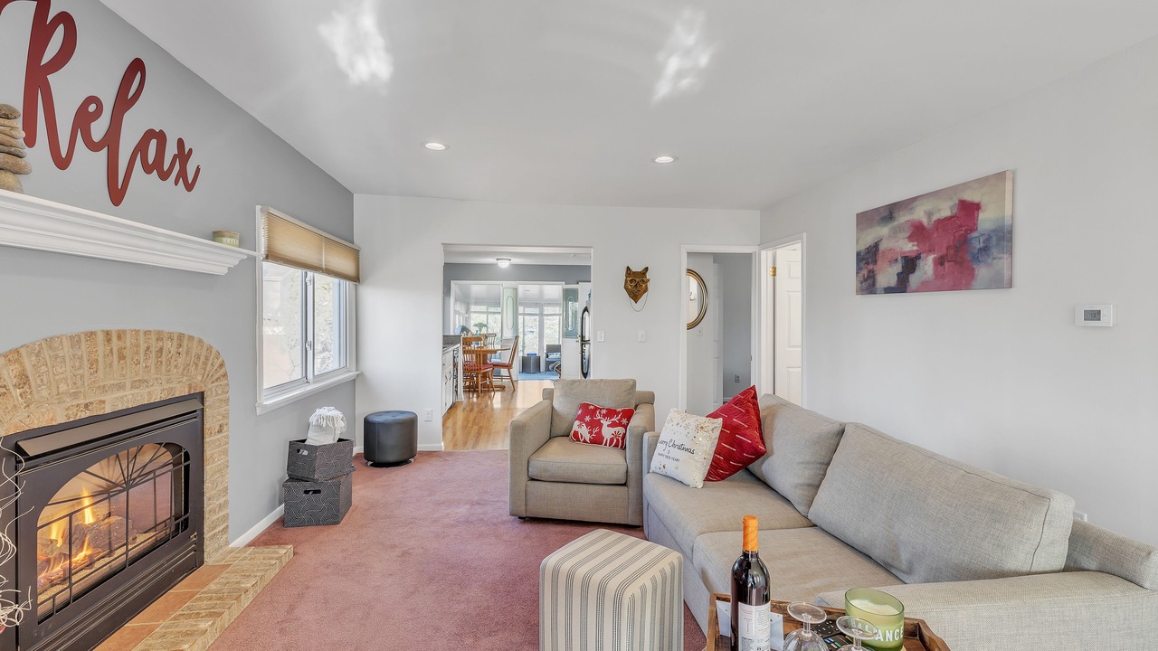 Photo of Livingroom in Grass Lake