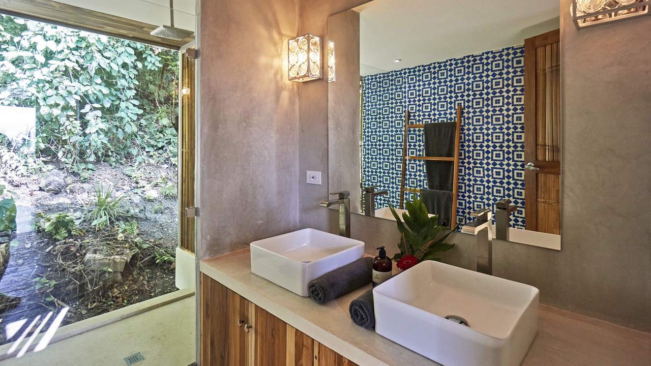 Photo of Bathroom in Playa Hermosa Cobano