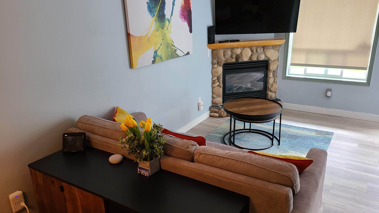 Photo of Livingroom in Harvie Heights