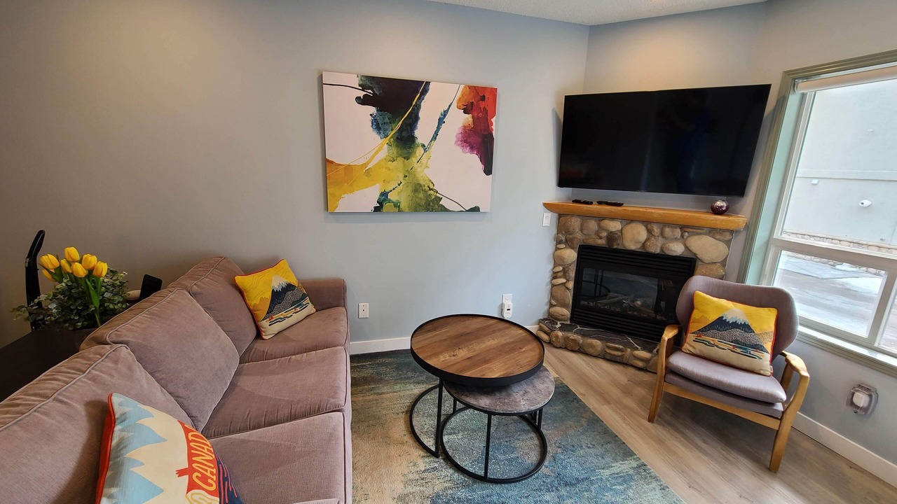 Photo of Livingroom in Harvie Heights