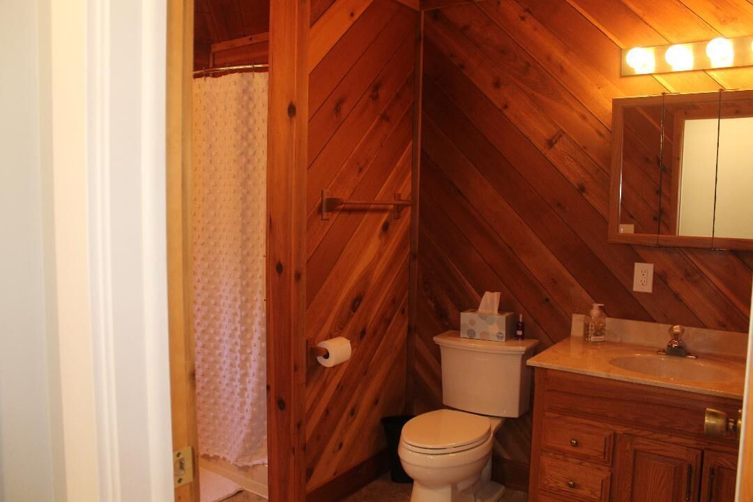 Photo of Bathroom in Kewadin