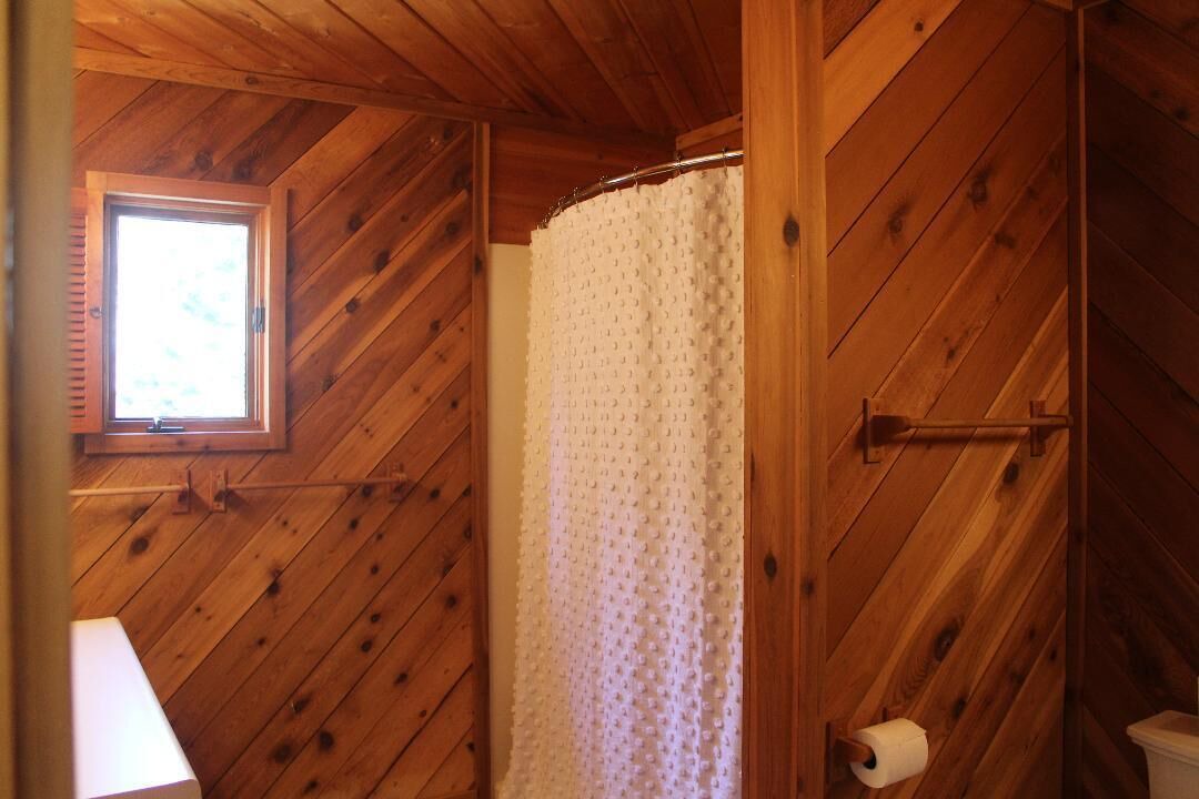 Photo of Bathroom in Kewadin