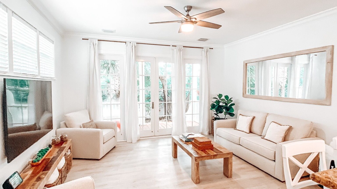 Photo of Livingroom in Islamorada