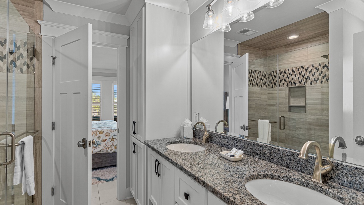 Photo of Bathroom in Holden Beach