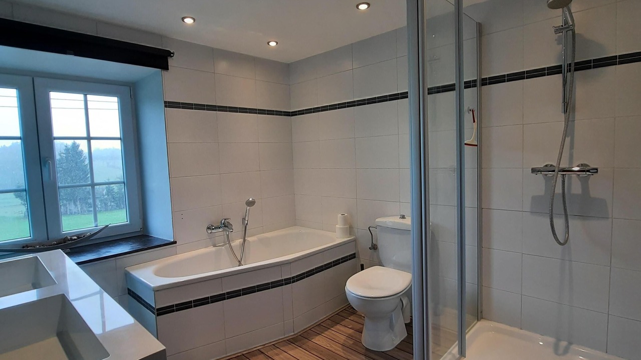 Photo of Bathroom in Wibrin