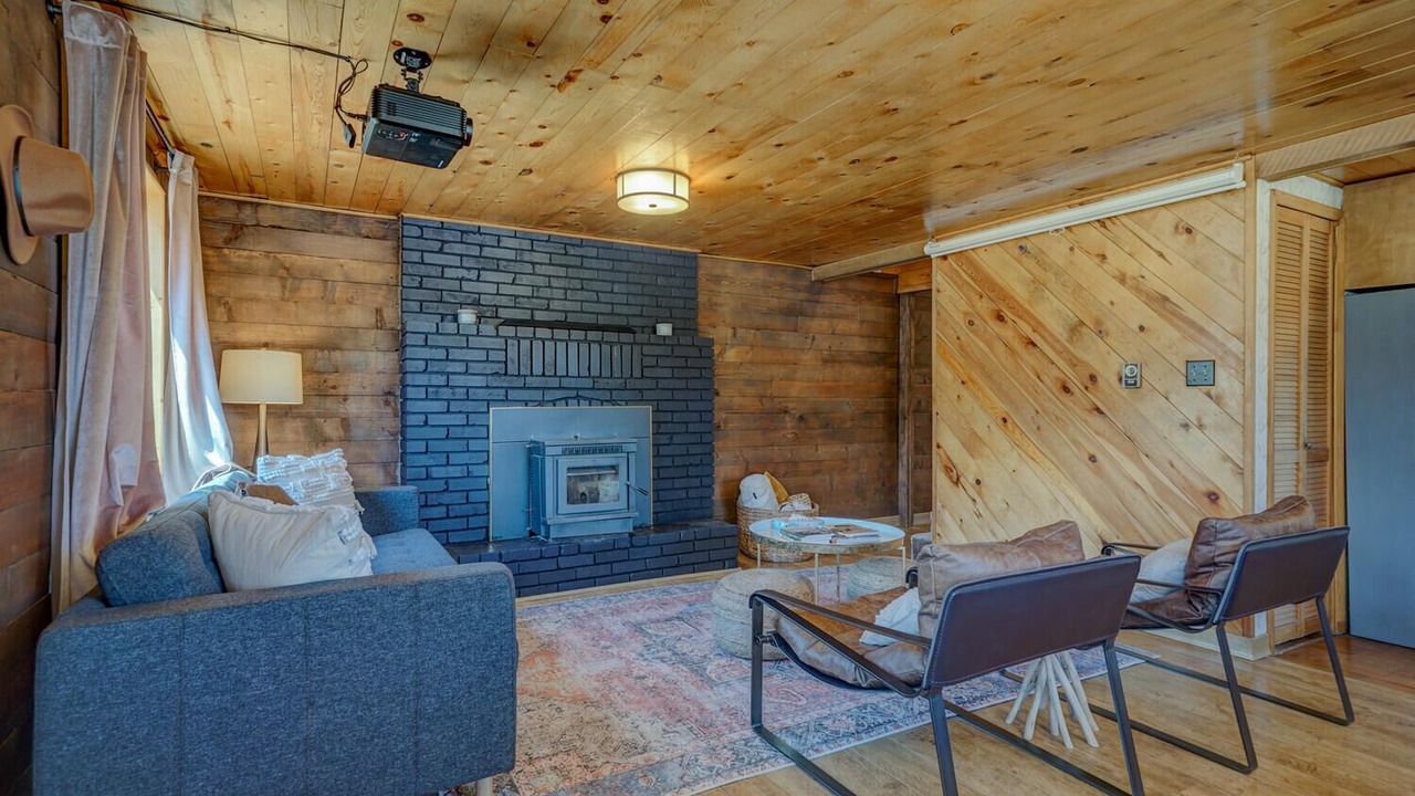 Photo of Bedroom in Howard