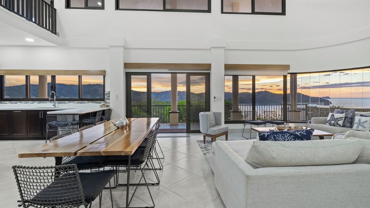 Photo of Livingroom in Coco