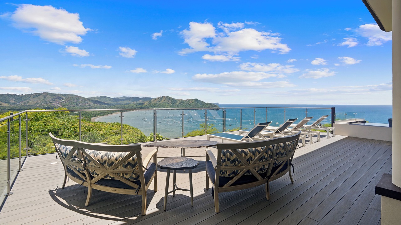 Photo of Patio Balcony in Coco