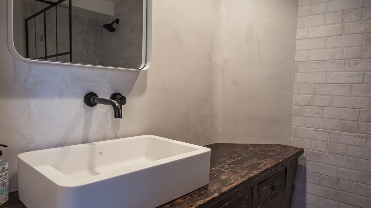 Photo of Bathroom in Marina Peninsula