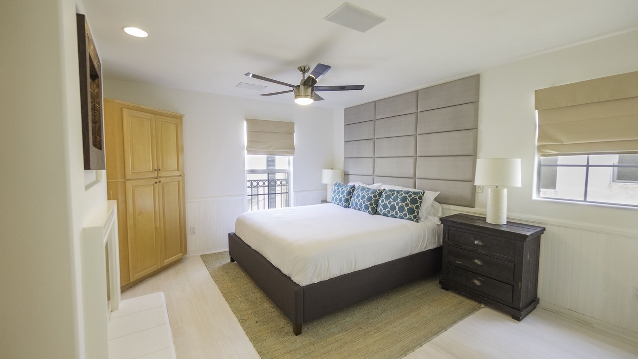 Photo of Bedroom in Marina Peninsula