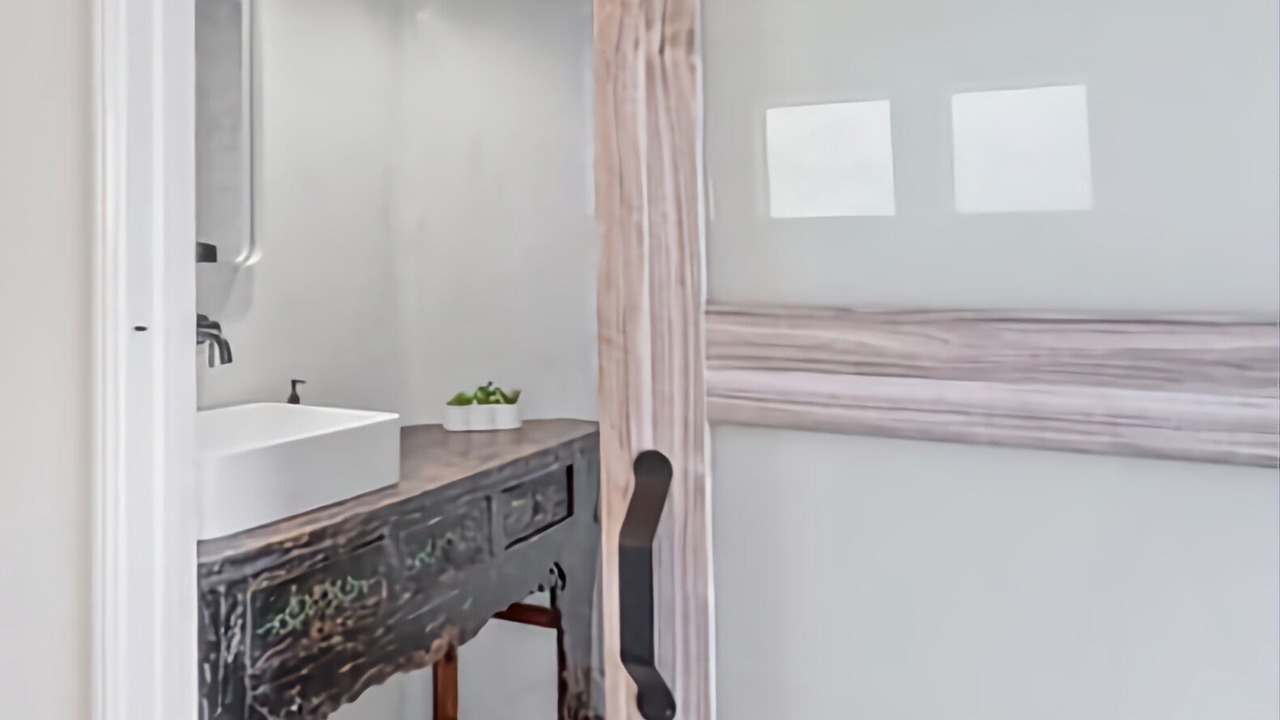 Photo of Bathroom in Marina Peninsula