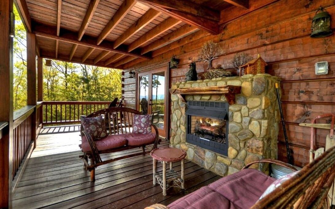 Photo of Livingroom in Morganton