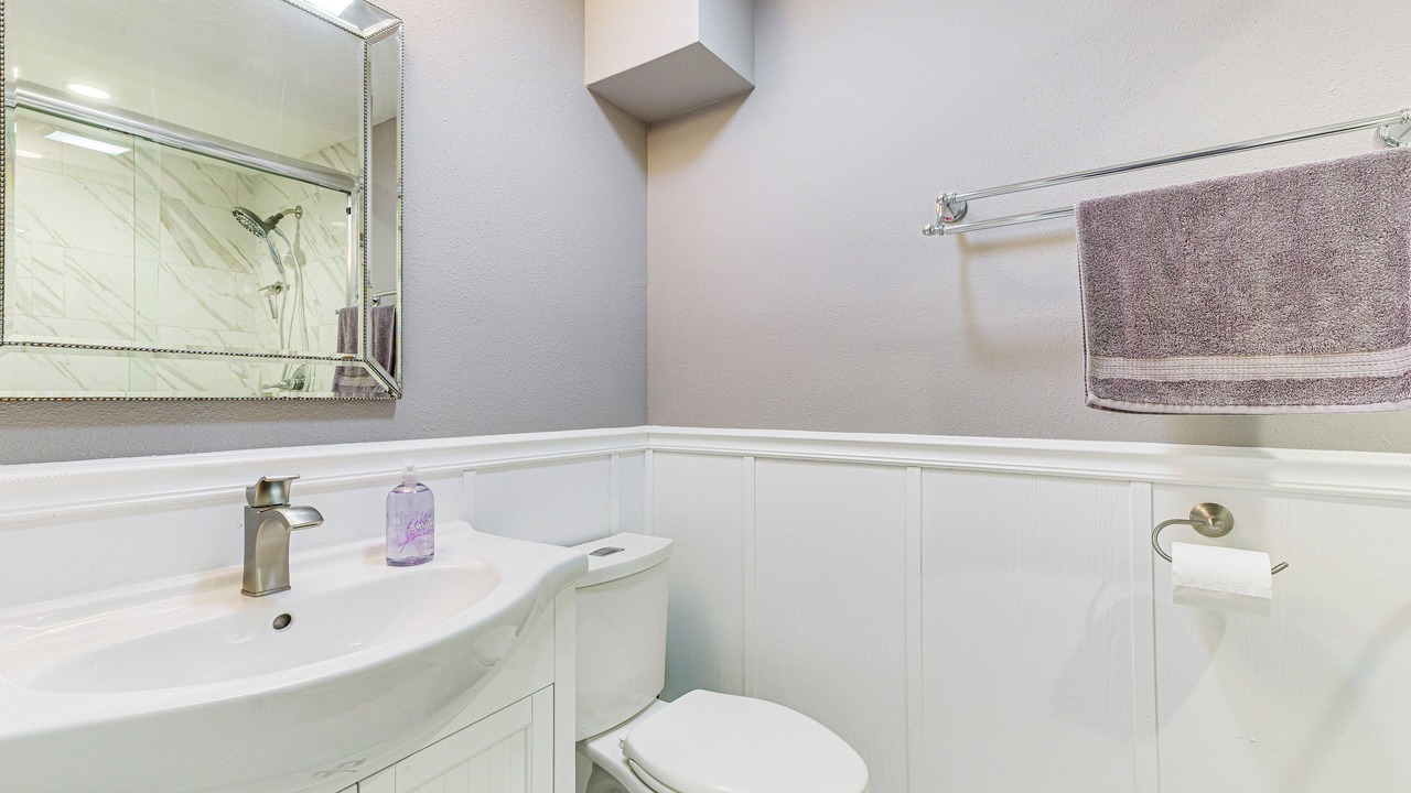 Photo of Bathroom in Hudson Beach Estates