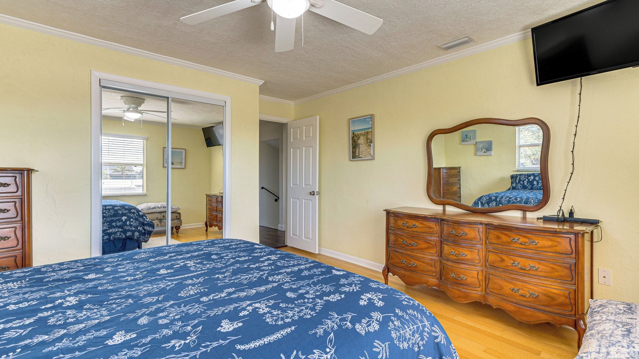 Photo of Bedroom in Hudson Beach Estates