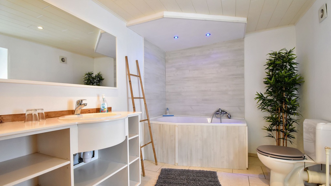 Photo of Bathroom in Ohey