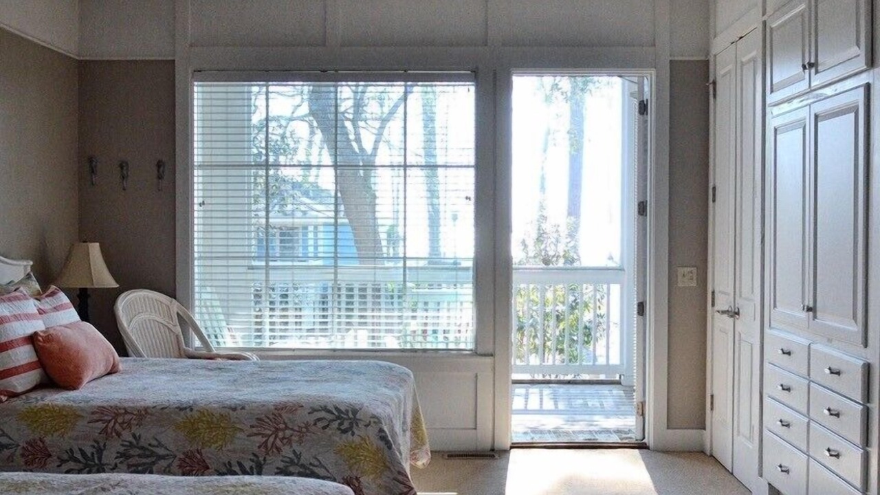 Photo of Outdoor in Melrose on the Beach