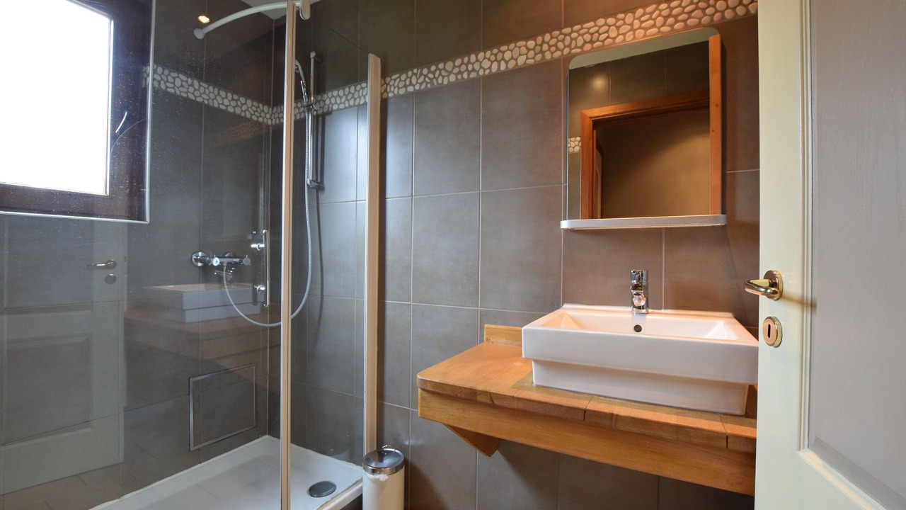 Photo of Bathroom in Marcouray