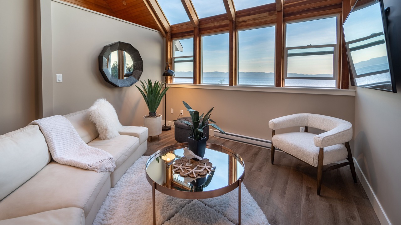 Photo of Livingroom in Otter Point