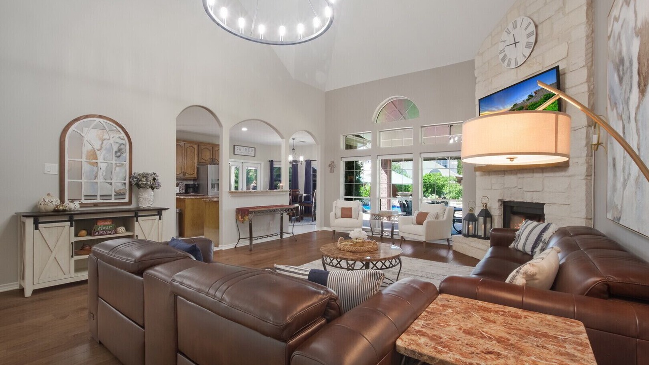Photo of Livingroom in Spring