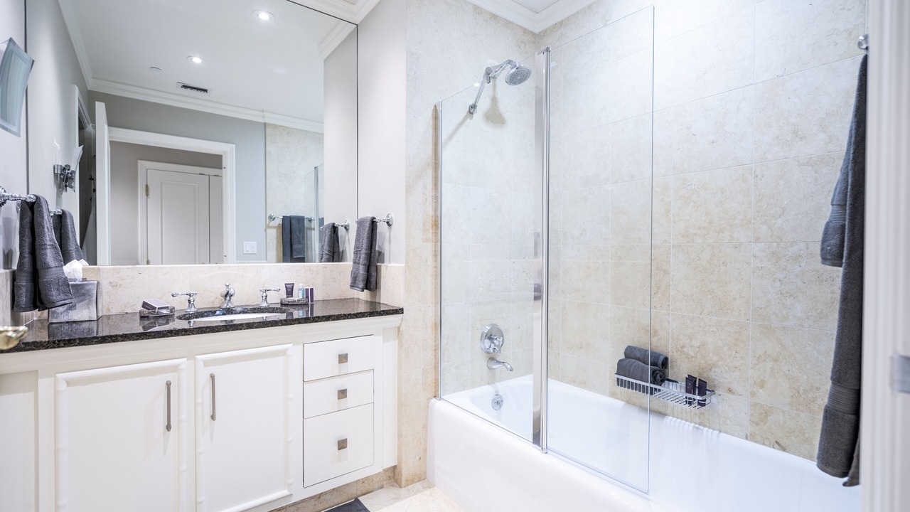 Photo of Bathroom in Seven Mile Beach