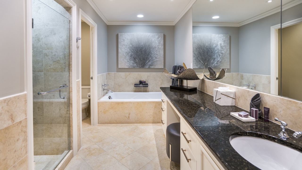 Photo of Bathroom in Seven Mile Beach