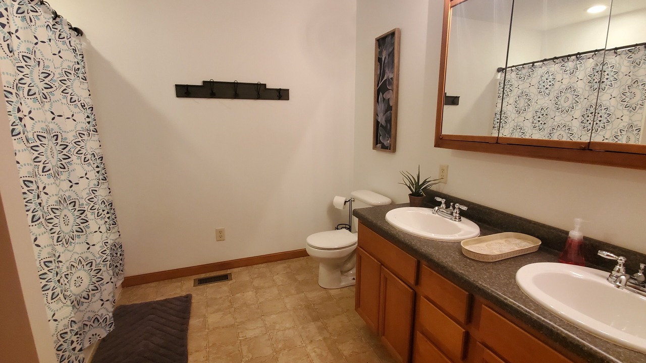 Photo of Bathroom in Murphysboro
