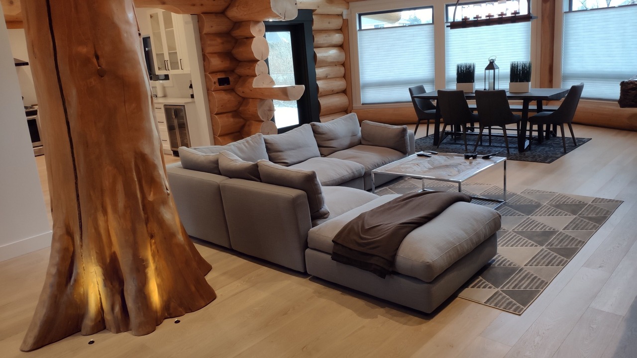 Photo of Livingroom in Harrison Hot Springs