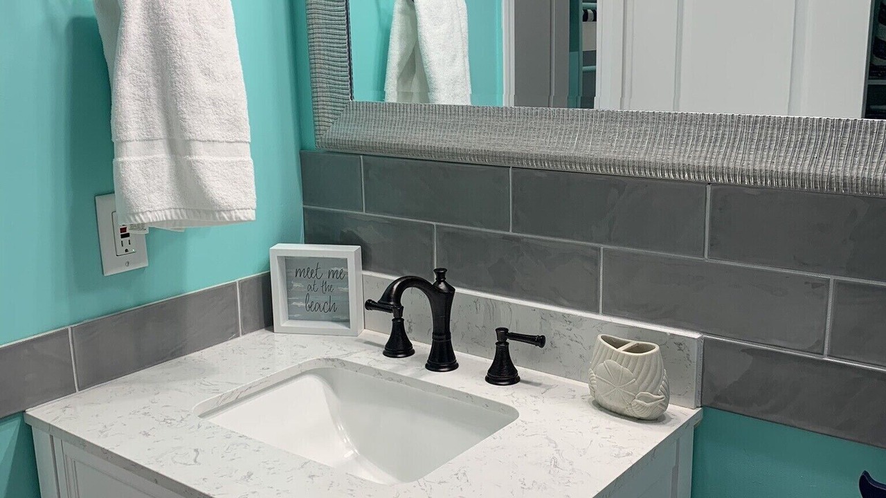 Photo of Bathroom in Folly Field