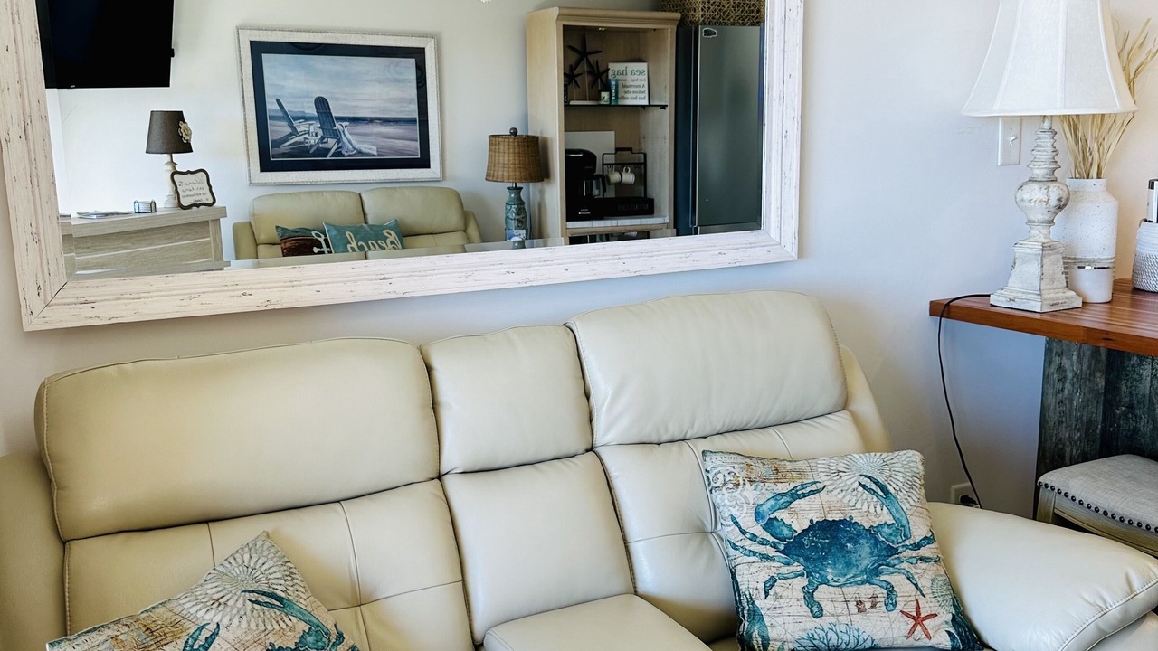 Photo of Livingroom in Folly Field