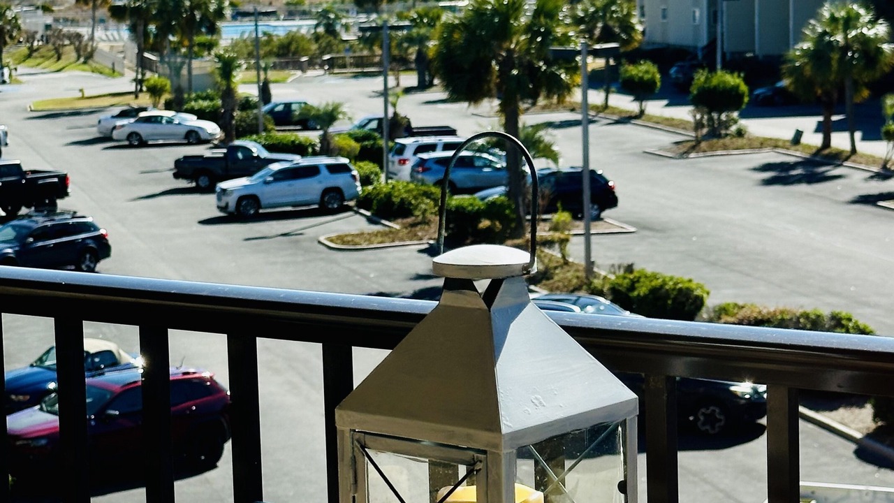 Photo of Patio Balcony in Folly Field