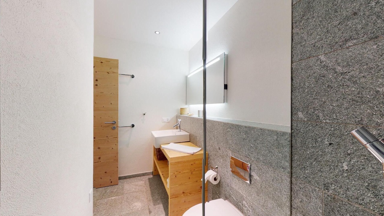 Photo of Bathroom in Maloja