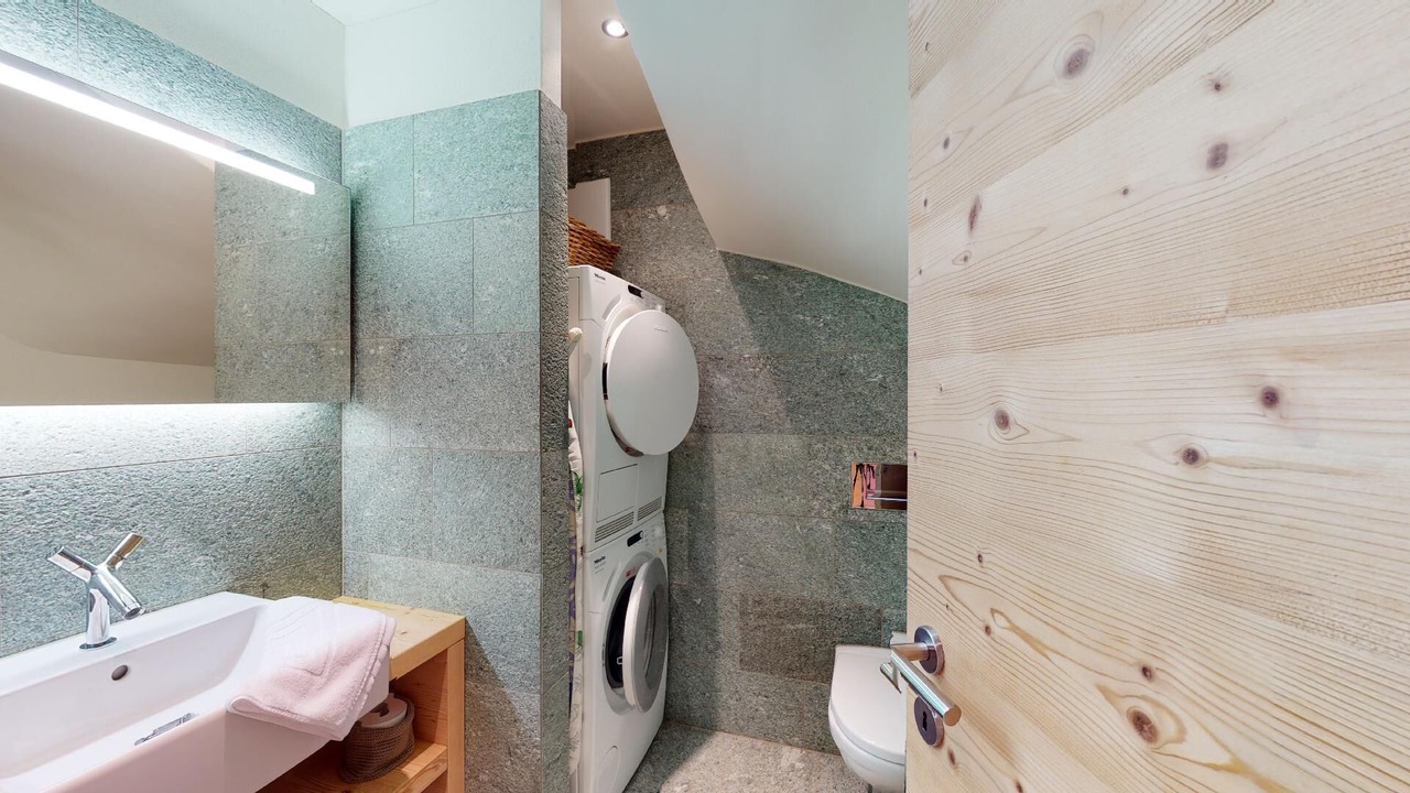 Photo of Bathroom in Maloja