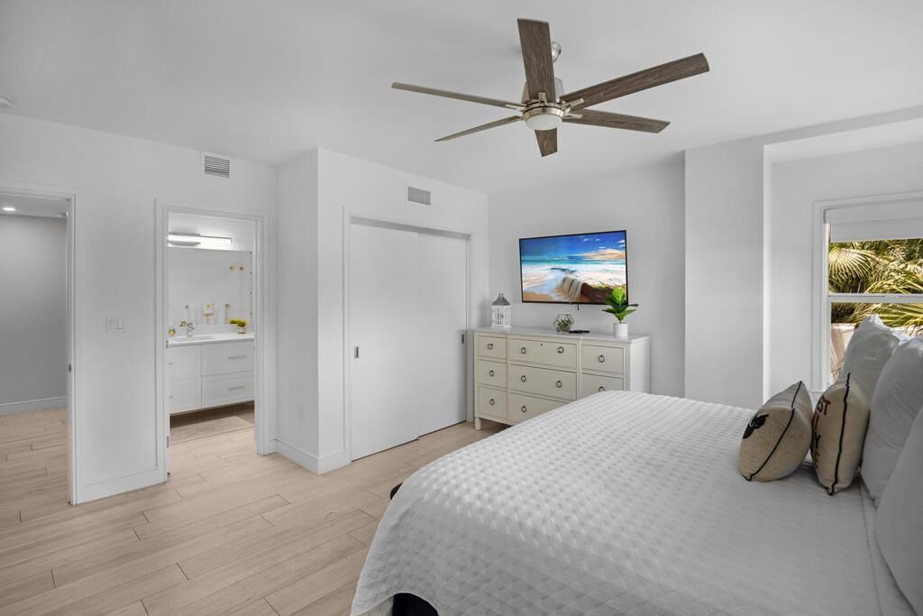 Photo of Bedroom in Truman Annex