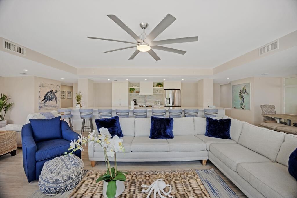 Photo of Livingroom in Truman Annex