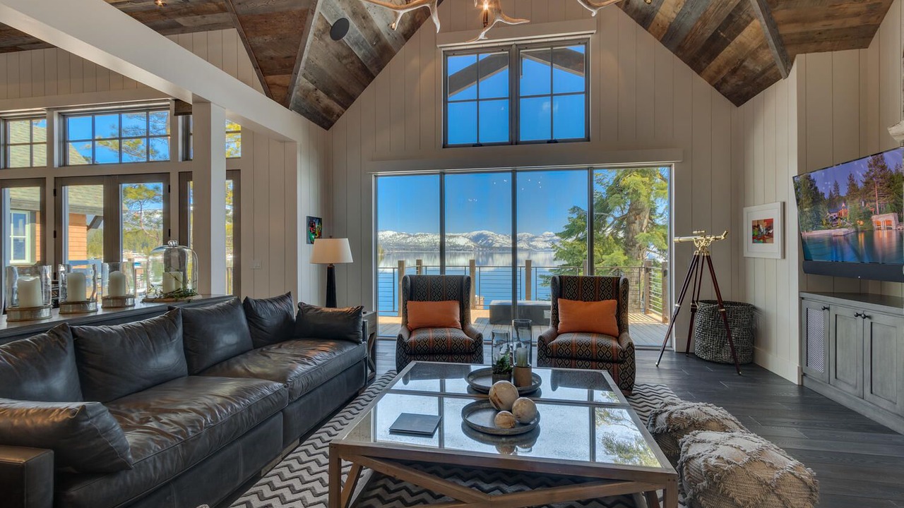 Photo of Livingroom in Carnelian Bay