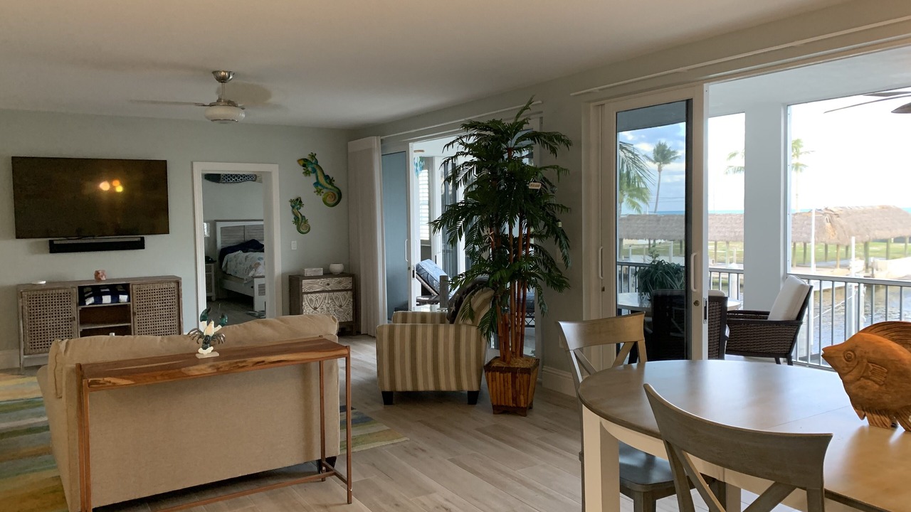 Photo of Livingroom in Islamorada