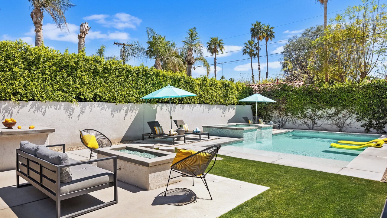 Photo of Outdoor in Tahquitz River Estates