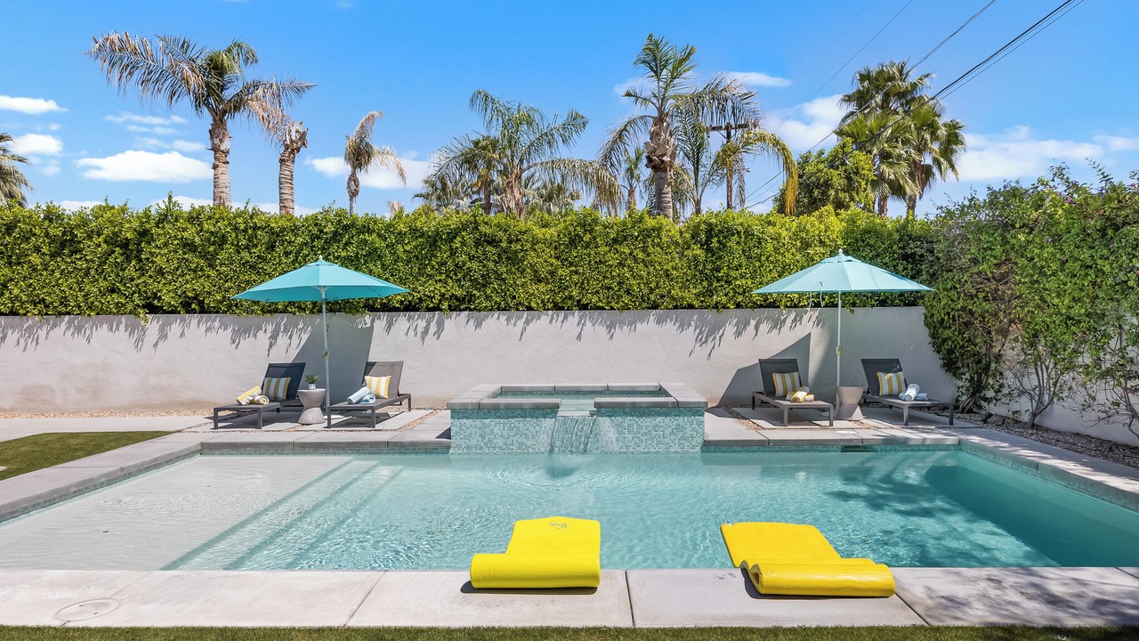 Photo of Outdoor in Tahquitz River Estates