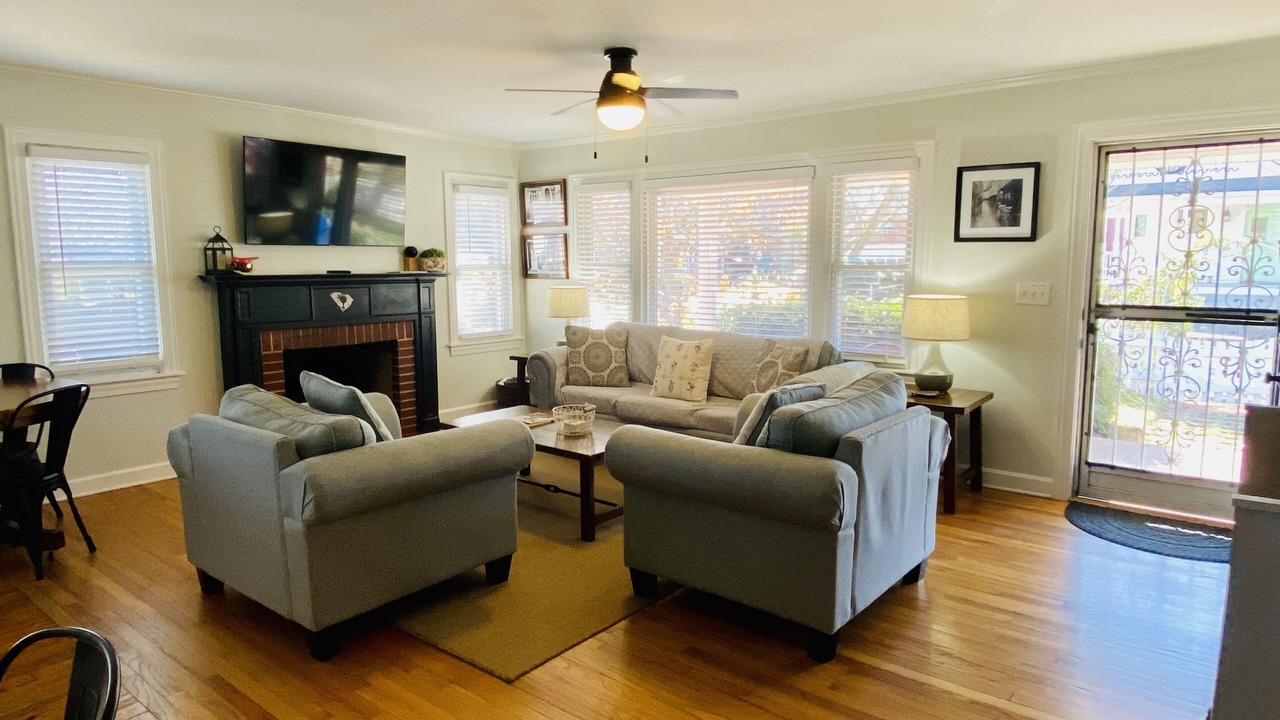 Photo of Livingroom in Greer