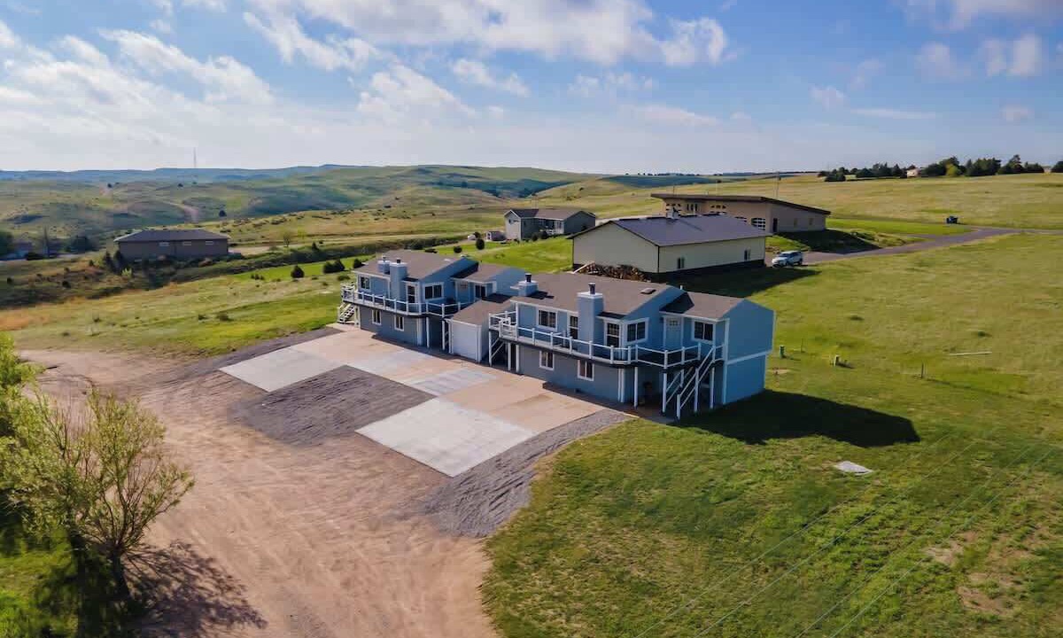 Photo of Outdoor in Whitetail