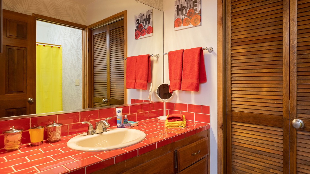 Photo of Bathroom in Whispering Forest