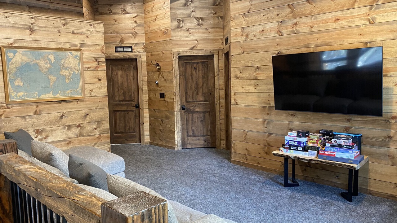 Photo of Livingroom in Duck Creek Village
