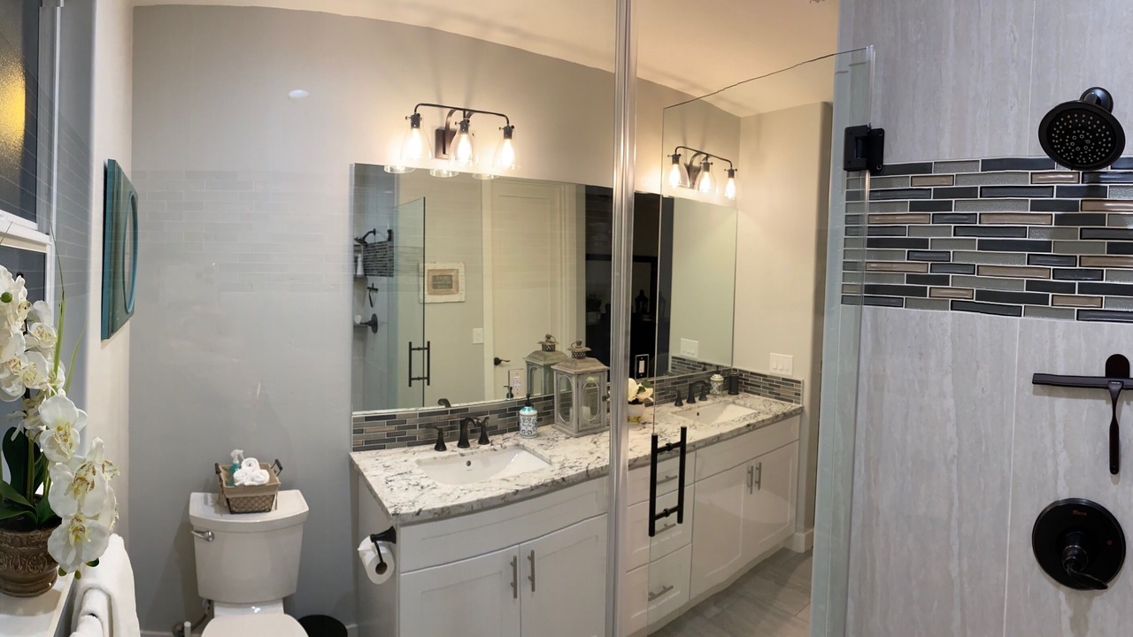 Photo of Bathroom in Citrus Heights