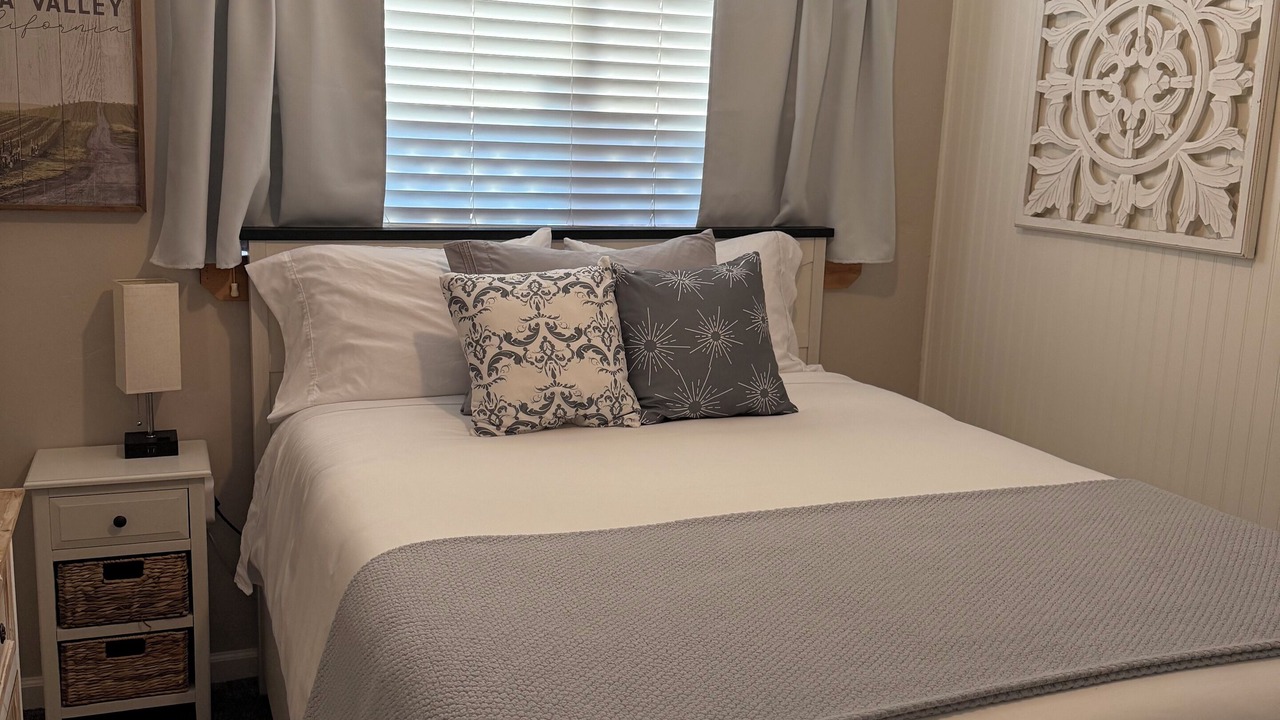 Photo of Bedroom in Woodland