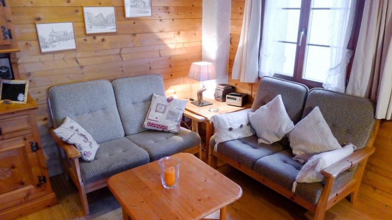Photo of Livingroom in Tschamut