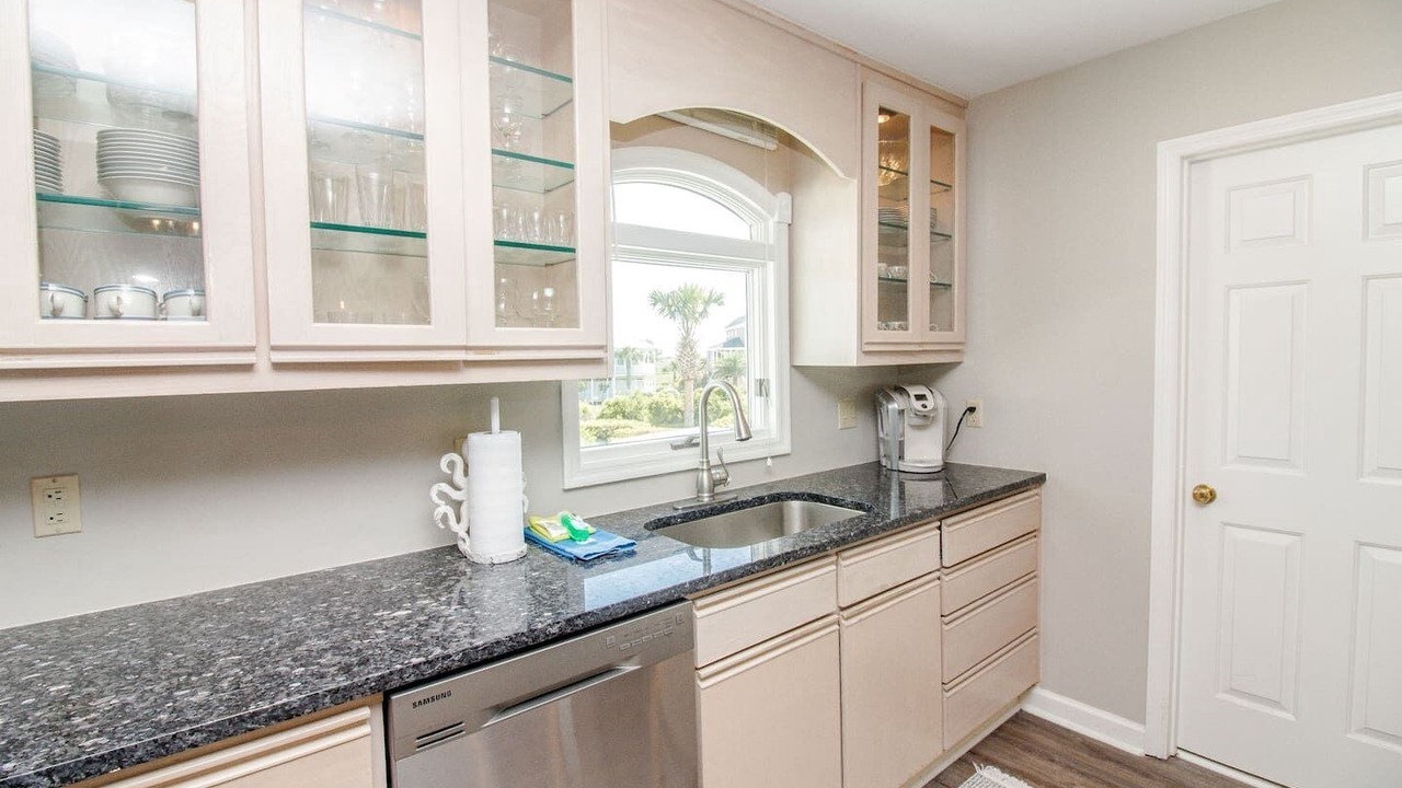 Photo of Kitchen in Beachwalk
