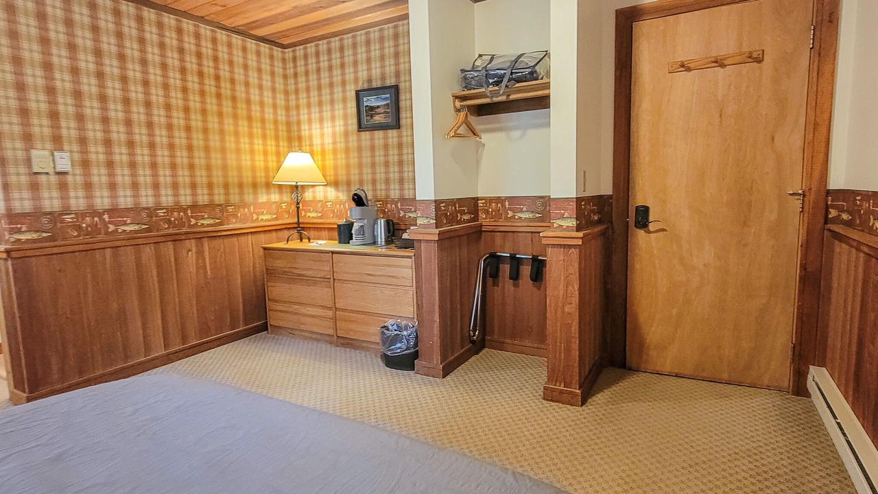 Photo of Bedroom in Mazama